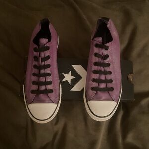 Converse Violet Low-Top Shoes